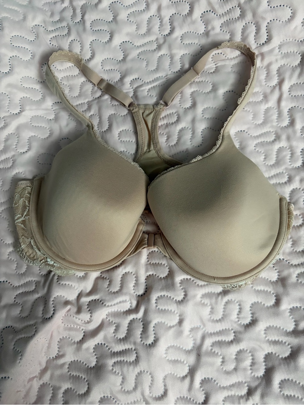 Victoria’s Secret Women’s Racer back Bra in Beige - Smooth Everyday Support